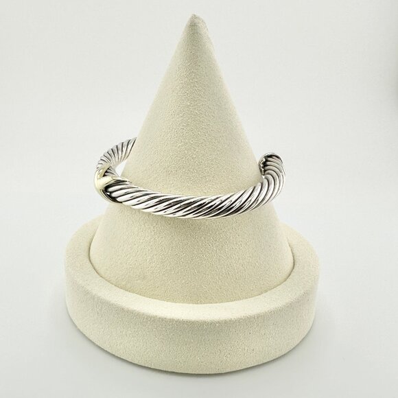 David Yurman X Cable Classic Station Bracelet w/ 14K Yellow Gold - Medium - Picture 3 of 12